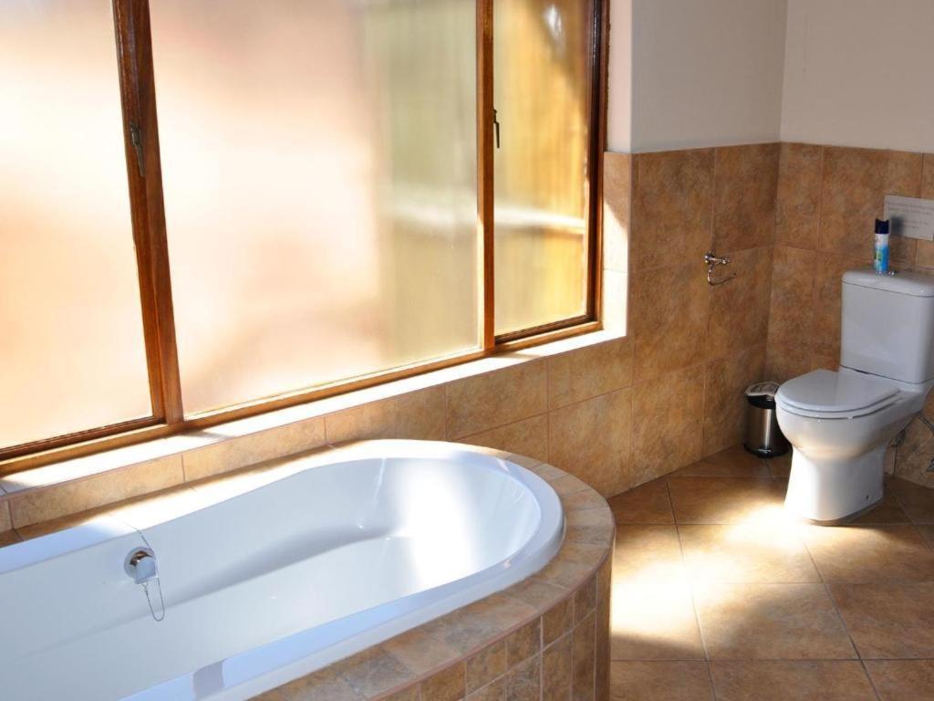Dinkweng Safari Lodge The Waterberg Biosphere Εξωτερικό φωτογραφία