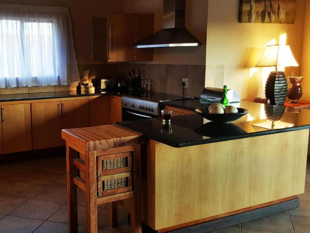 Dinkweng Safari Lodge The Waterberg Biosphere Εξωτερικό φωτογραφία