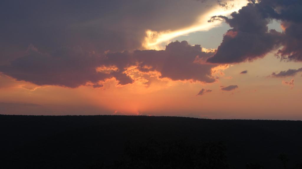 Dinkweng Safari Lodge The Waterberg Biosphere Εξωτερικό φωτογραφία